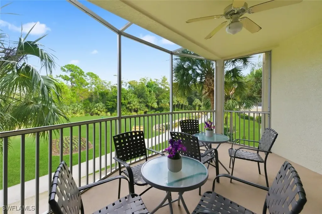 4863 Hampshire Court Naples FL 34112