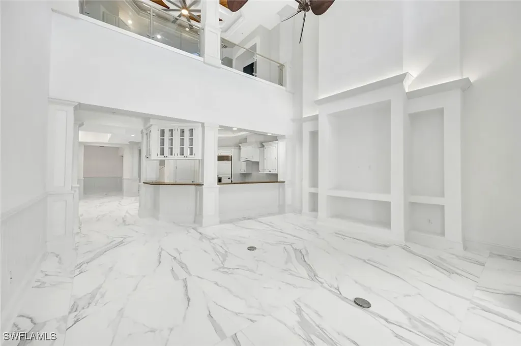 699 Fairway Terrace Naples FL 34103