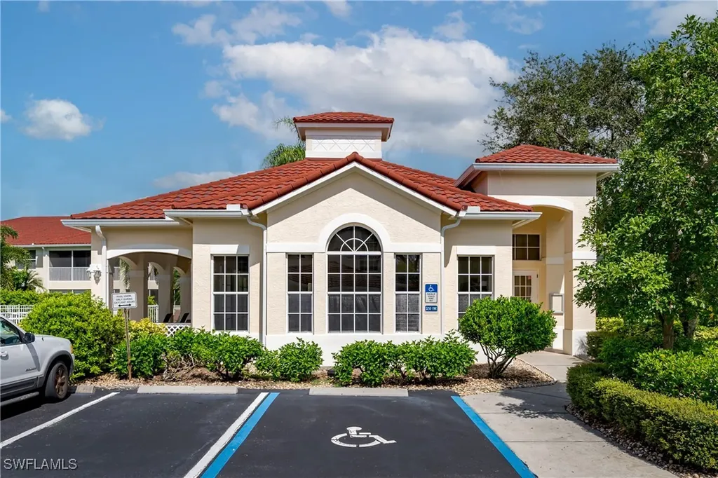 650 Lalique Circle Naples FL 34119