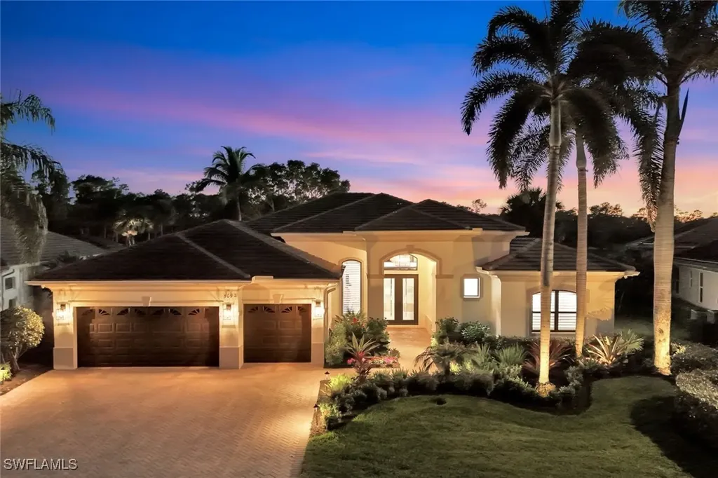 5092 Cerromar Drive Naples FL 34112