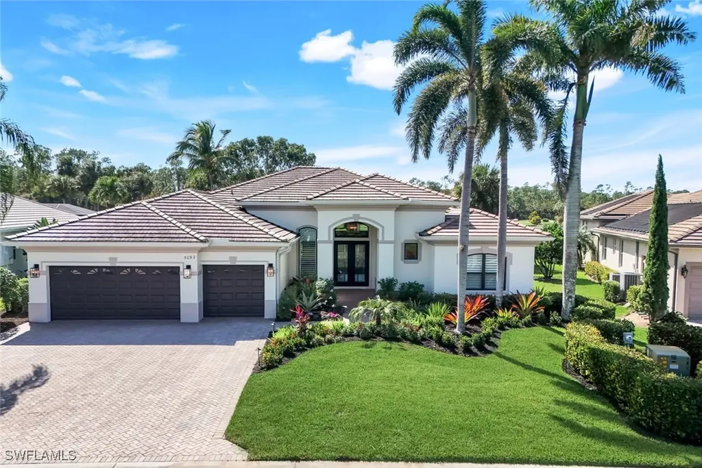 5092 Cerromar Drive Naples FL 34112