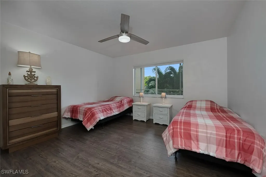 15161 Cedarwood Lane Naples FL 34110