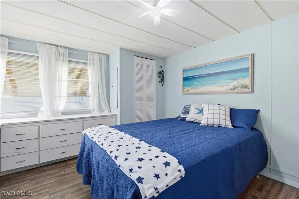 123 Cedar Lane Naples FL 34114