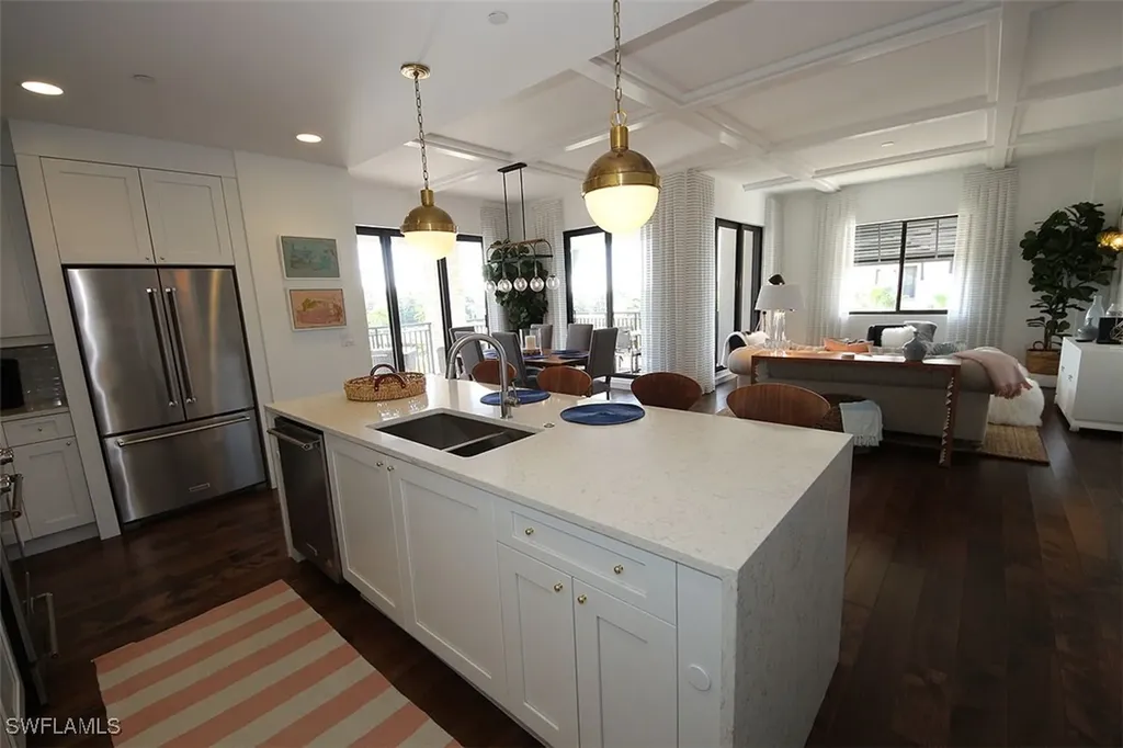 1035 3rd Avenue S Naples FL 34102