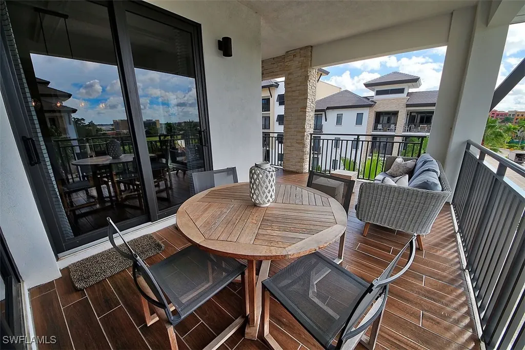 1035 3rd Avenue S Naples FL 34102