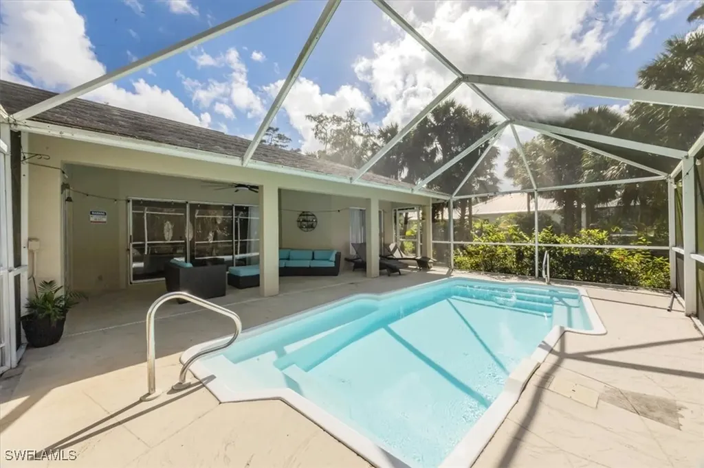 361 9th Street NW Naples FL 34120