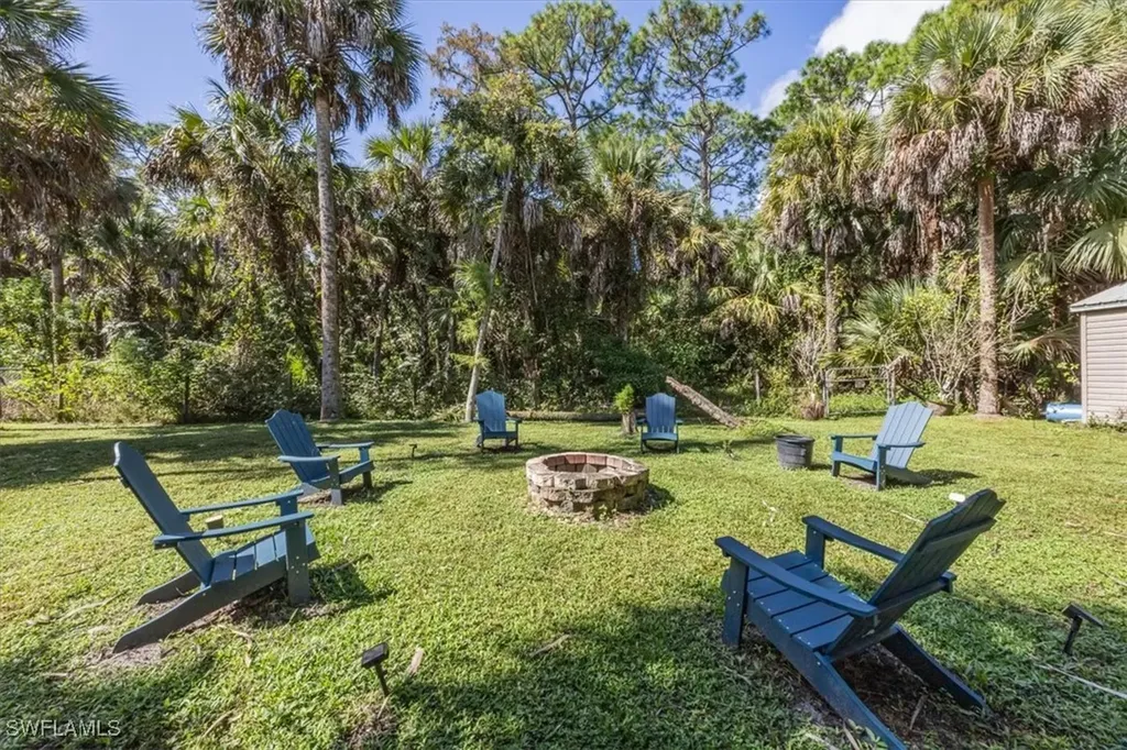 361 9th Street NW Naples FL 34120