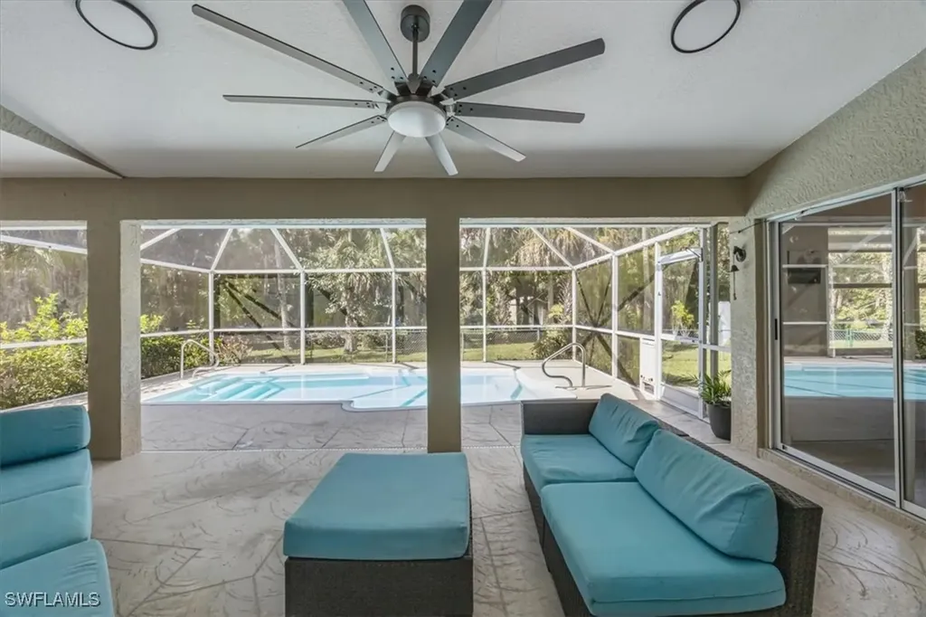 361 9th Street NW Naples FL 34120