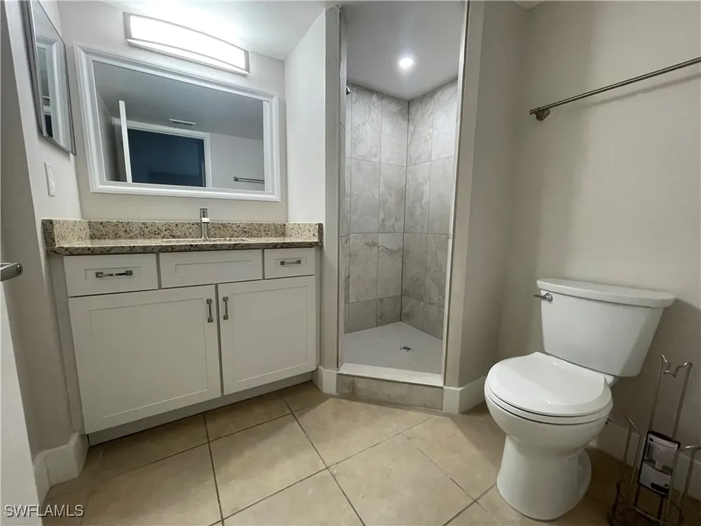 5323 Summerlin Road Fort Myers FL 33919