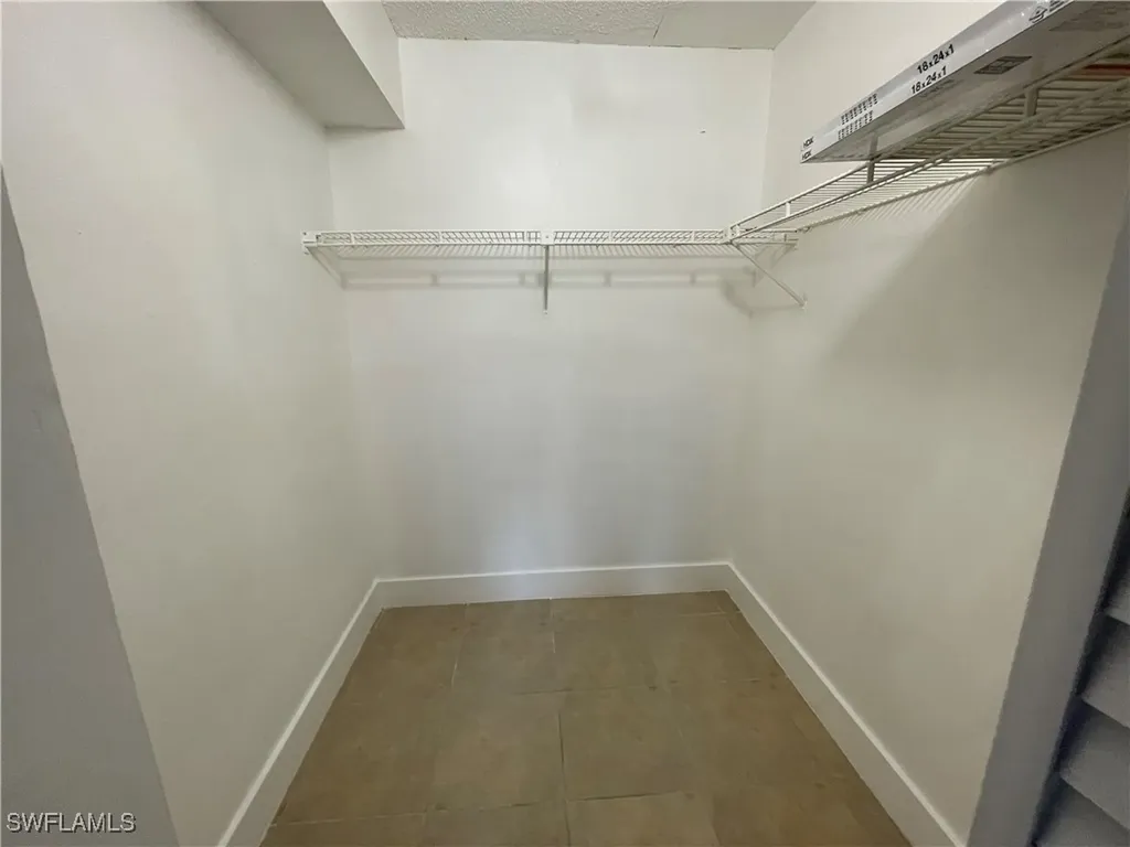 5323 Summerlin Road Fort Myers FL 33919