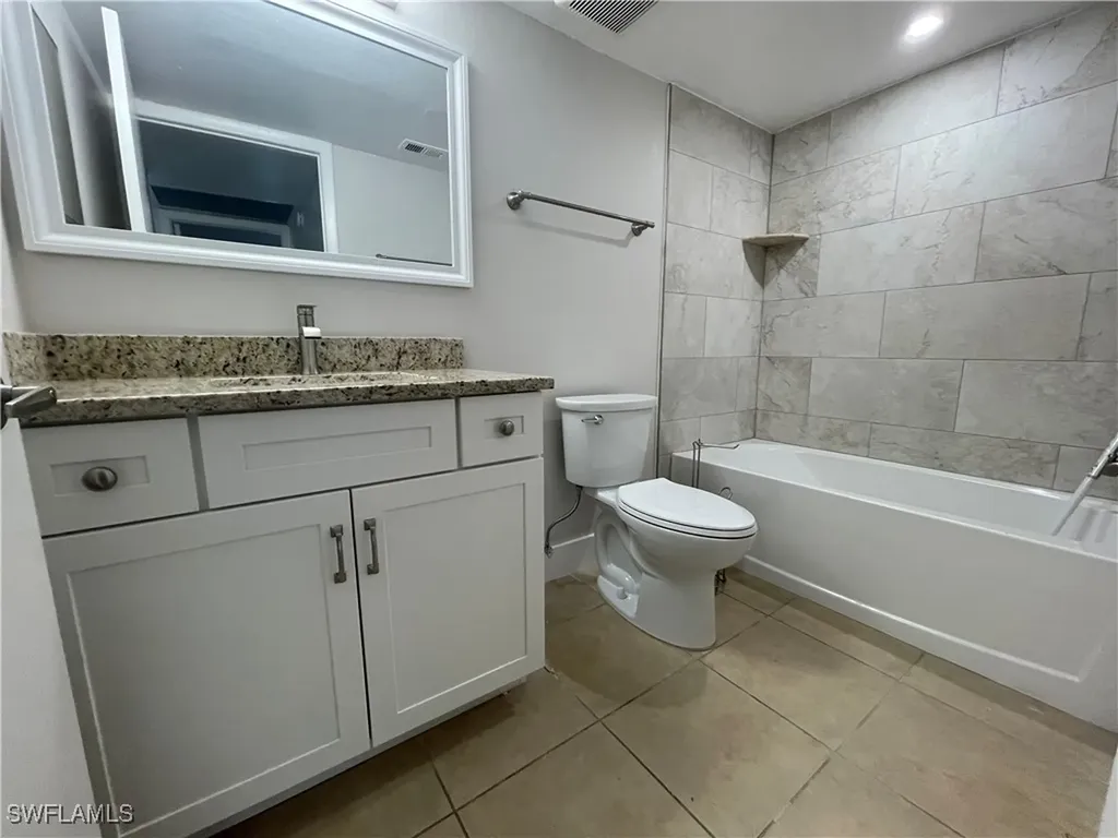 5323 Summerlin Road Fort Myers FL 33919