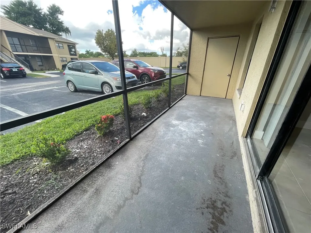 5323 Summerlin Road Fort Myers FL 33919