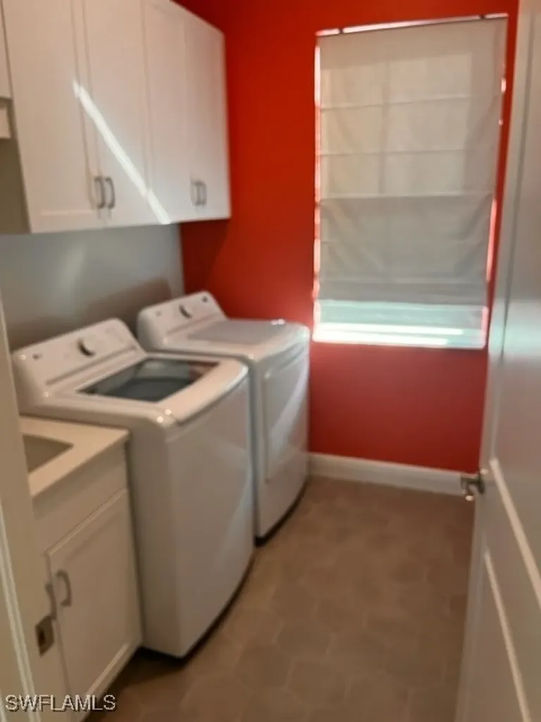 9195 Cayman Drive Naples FL 34114