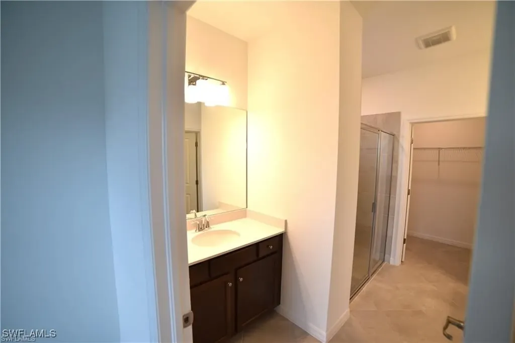 2665 Vine Avenue Naples FL 34120