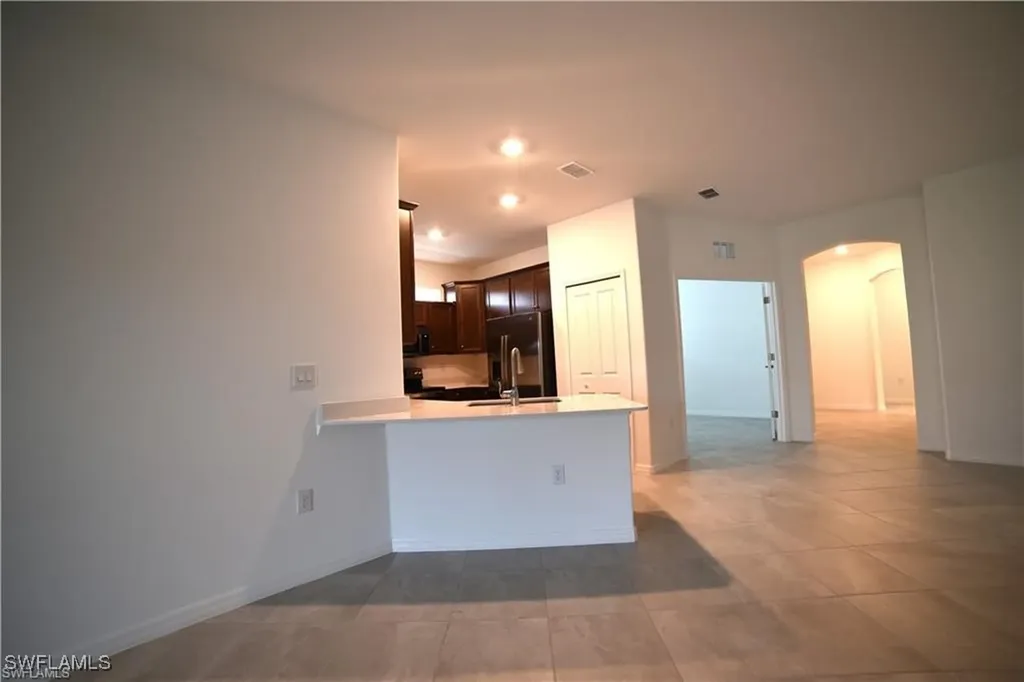 2665 Vine Avenue Naples FL 34120