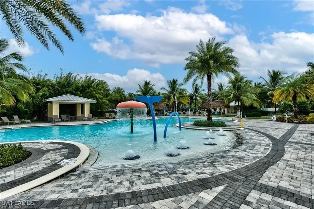 2665 Vine Avenue Naples FL 34120