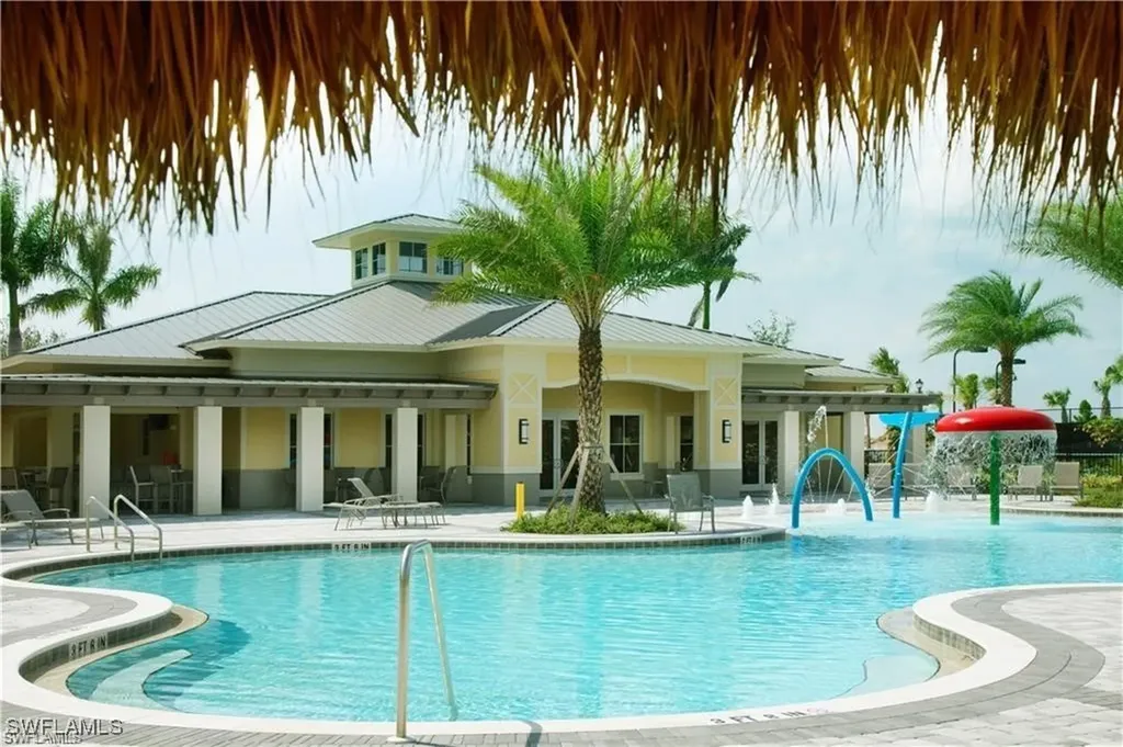 2665 Vine Avenue Naples FL 34120