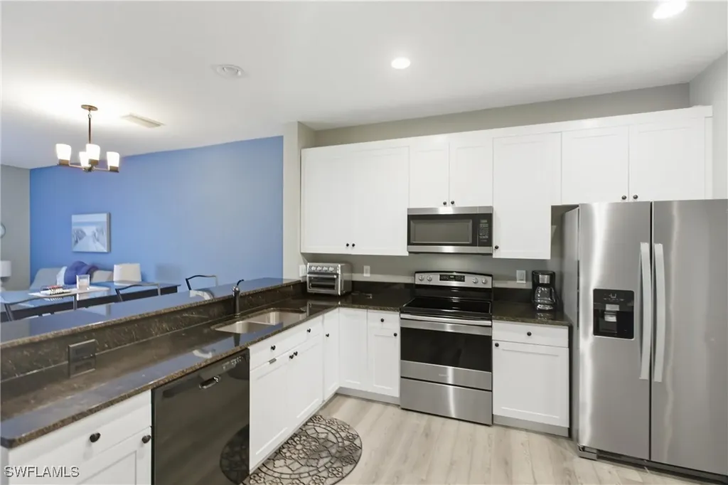 8461 Village Edge Circle Fort Myers FL 33919