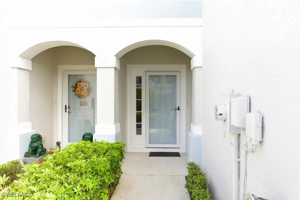 8461 Village Edge Circle Fort Myers FL 33919
