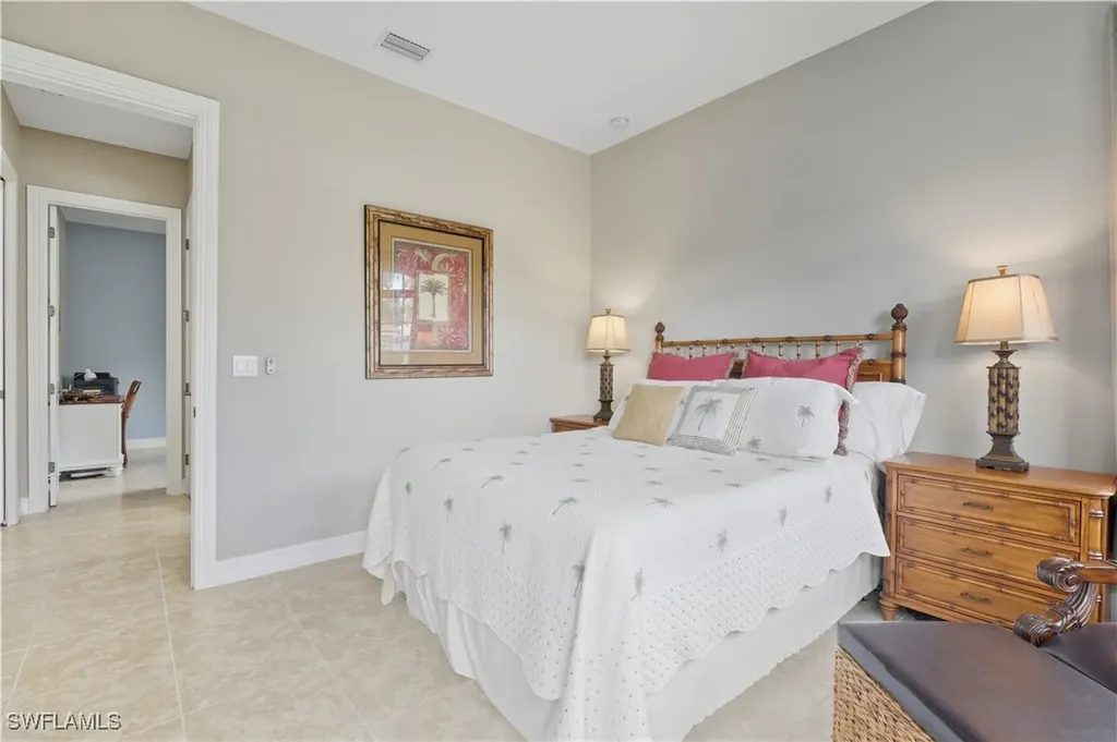 6097 Dogleg Drive Naples FL 34113