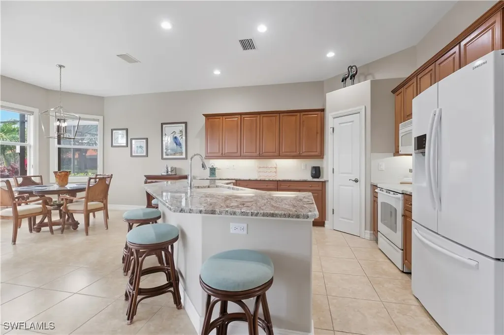 6097 Dogleg Drive Naples FL 34113