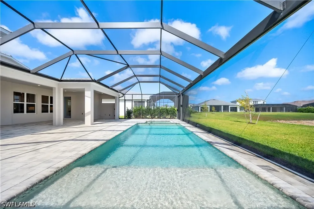 8762 Driftwood Drive Naples FL 34114