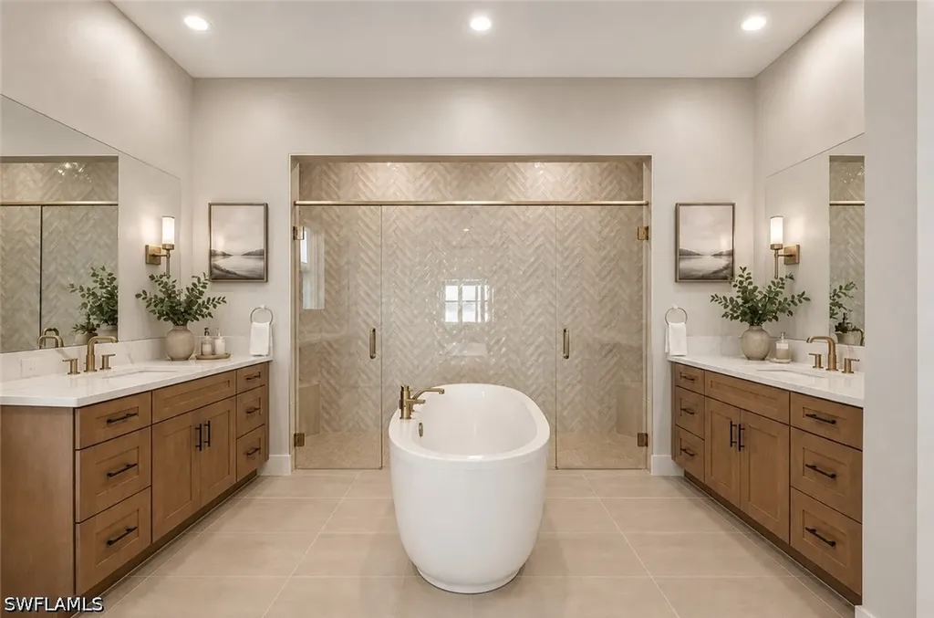 8762 Driftwood Drive Naples FL 34114