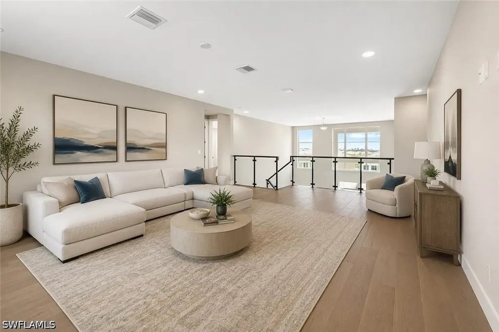 8762 Driftwood Drive Naples FL 34114
