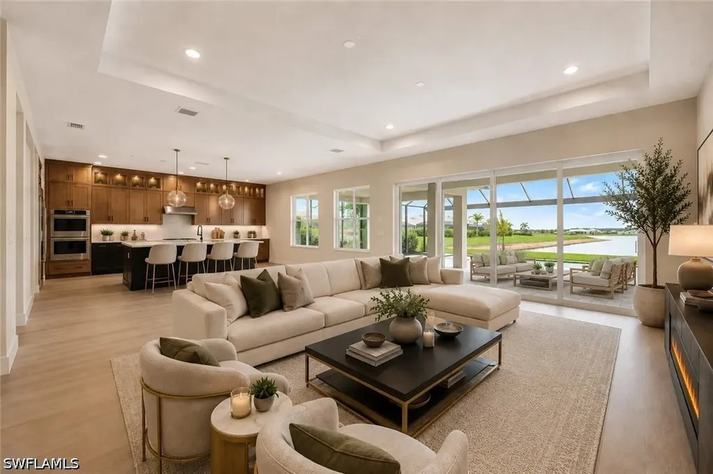 8762 Driftwood Drive Naples FL 34114