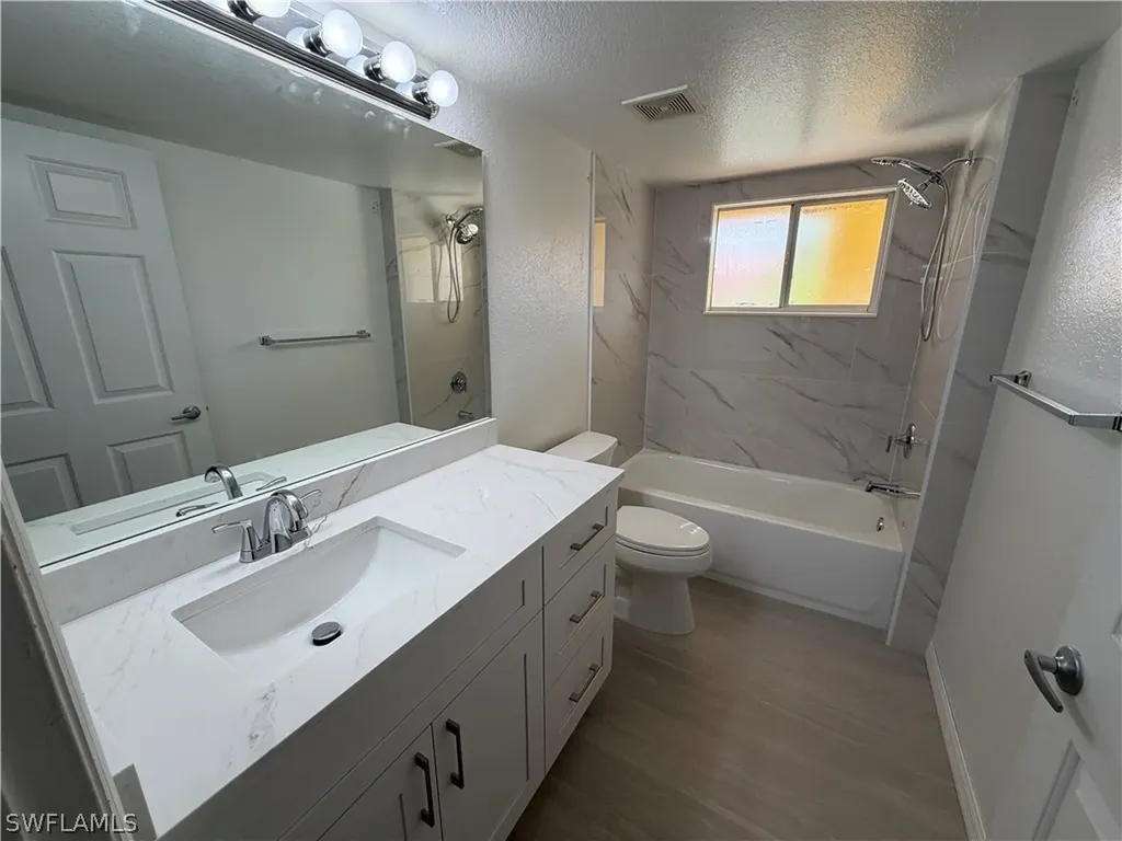 8274 Key Royal Circle Naples FL 34119