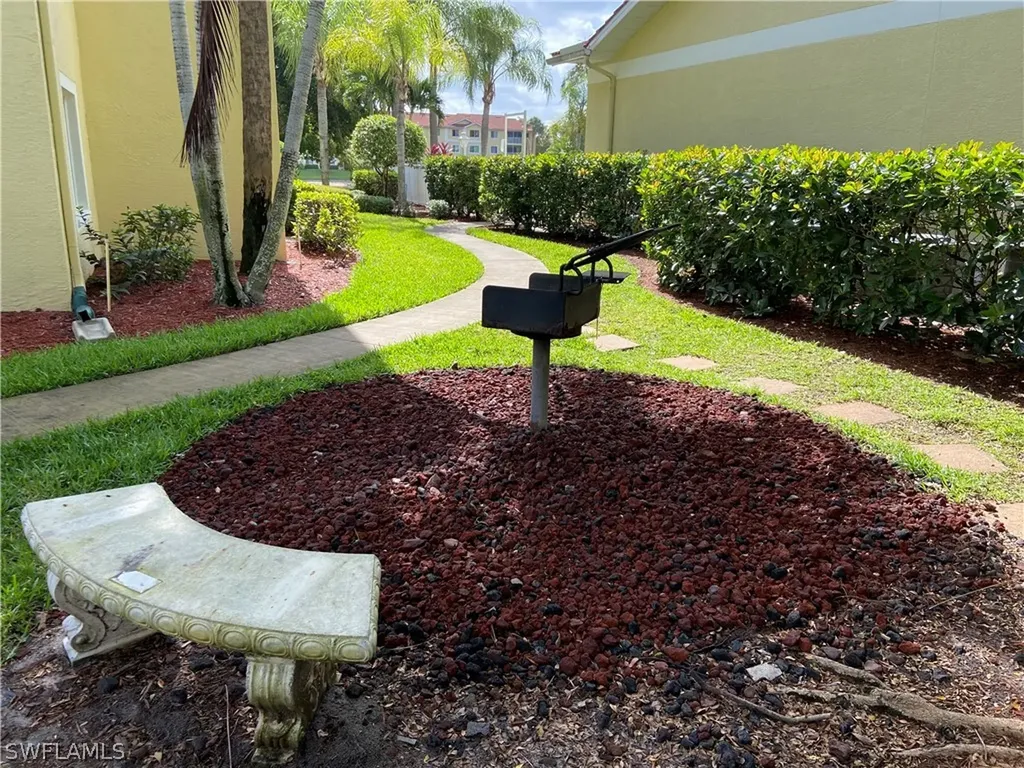 8274 Key Royal Circle Naples FL 34119