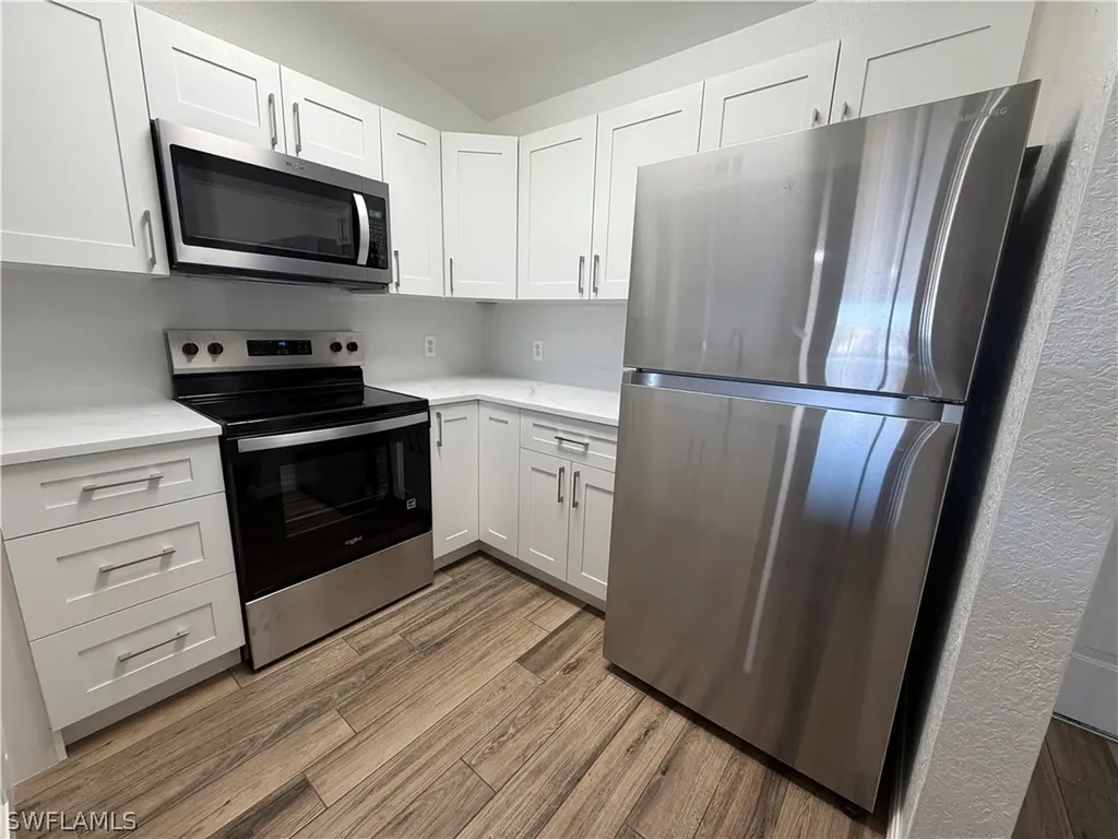 8274 Key Royal Circle Naples FL 34119