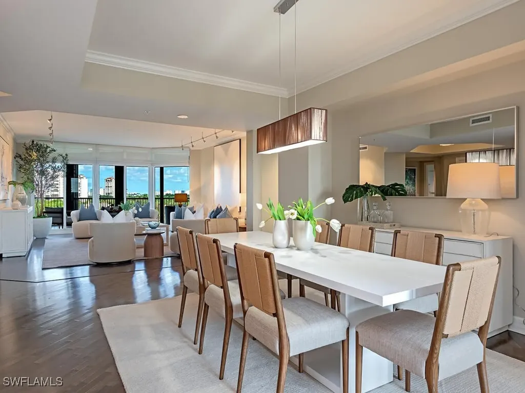 7575 Pelican Bay Boulevard Naples FL 34108