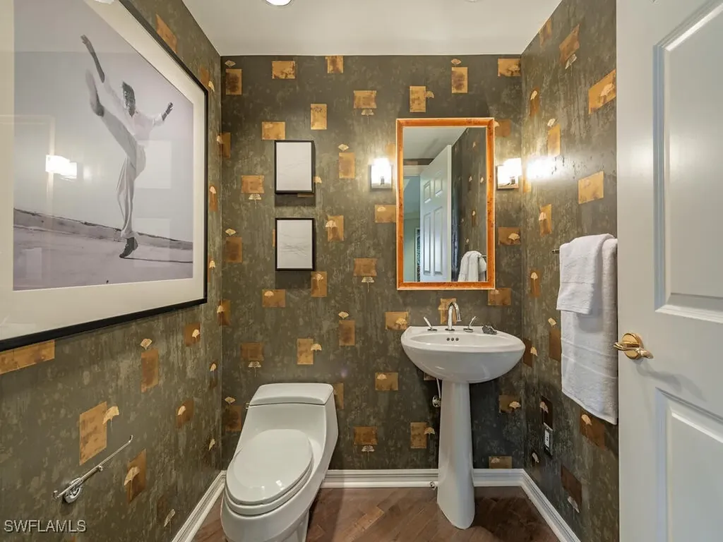 7575 Pelican Bay Boulevard Naples FL 34108