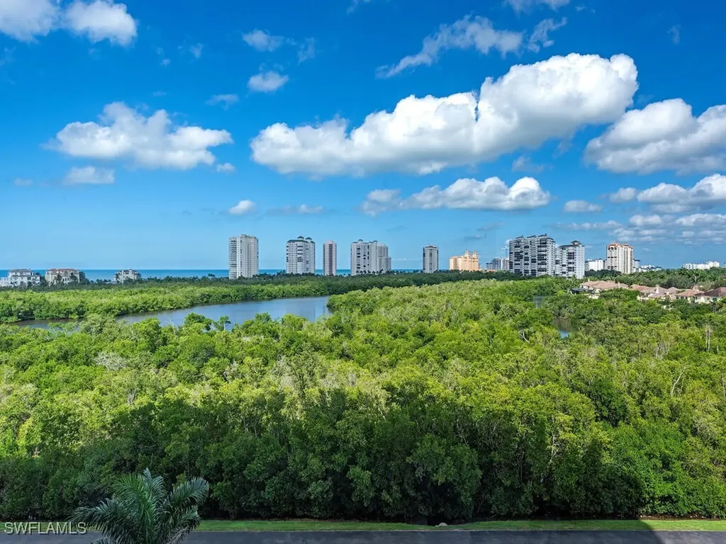 7575 Pelican Bay Boulevard Naples FL 34108