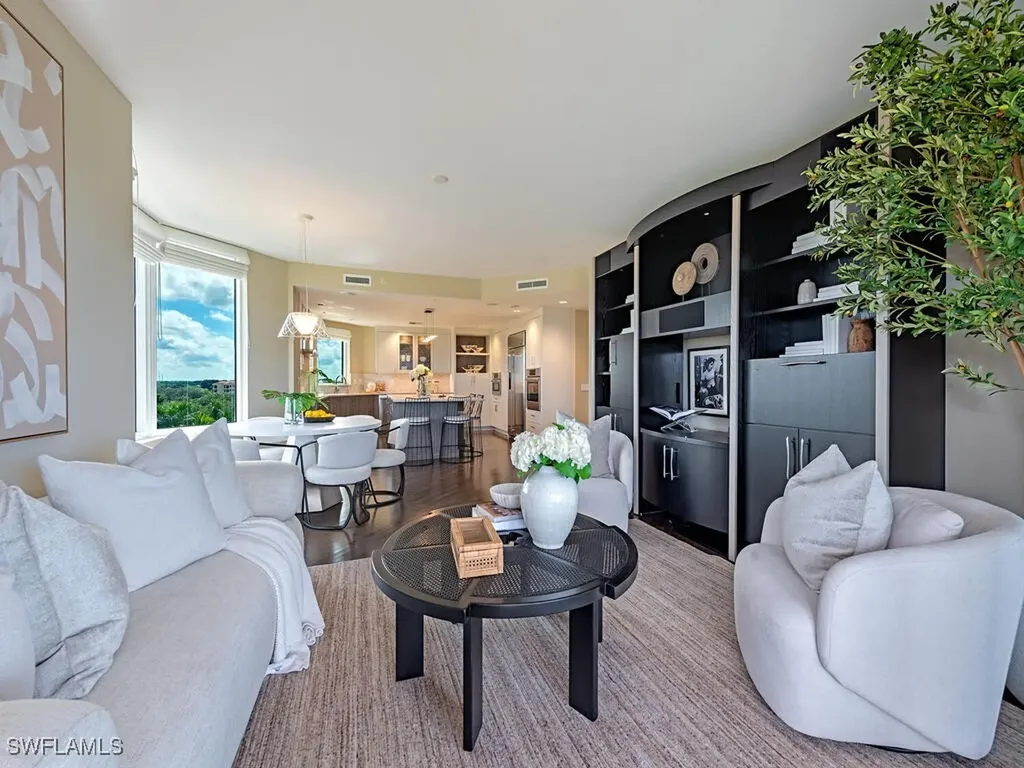 7575 Pelican Bay Boulevard Naples FL 34108