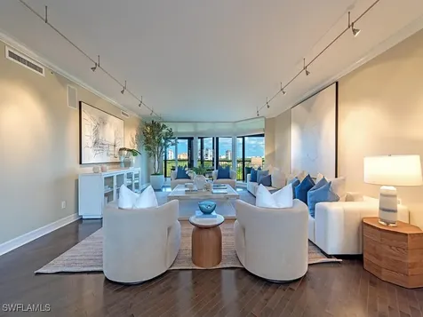 7575 Pelican Bay Boulevard Naples FL 34108