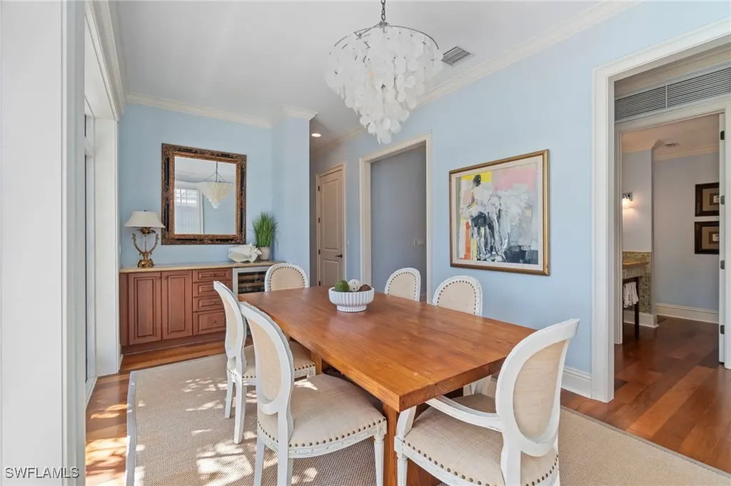 645 Broad Avenue S Naples FL 34102