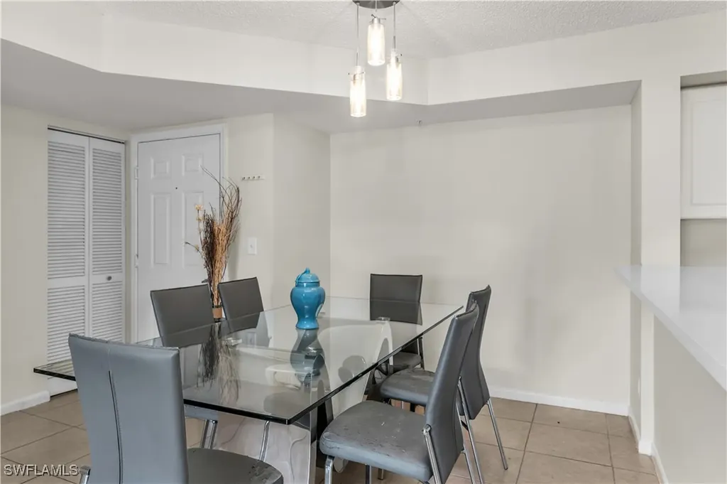 1230 Wildwood Lakes Boulevard Naples FL 34104