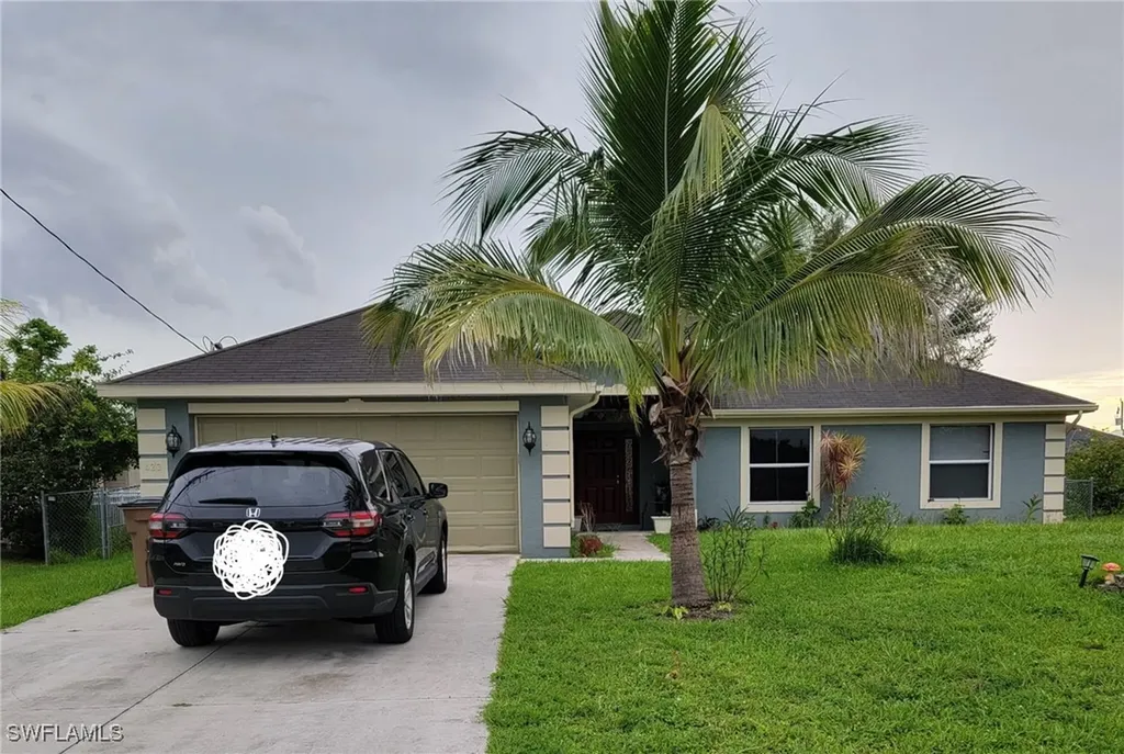 423 Windermere Drive Lehigh Acres FL 33972