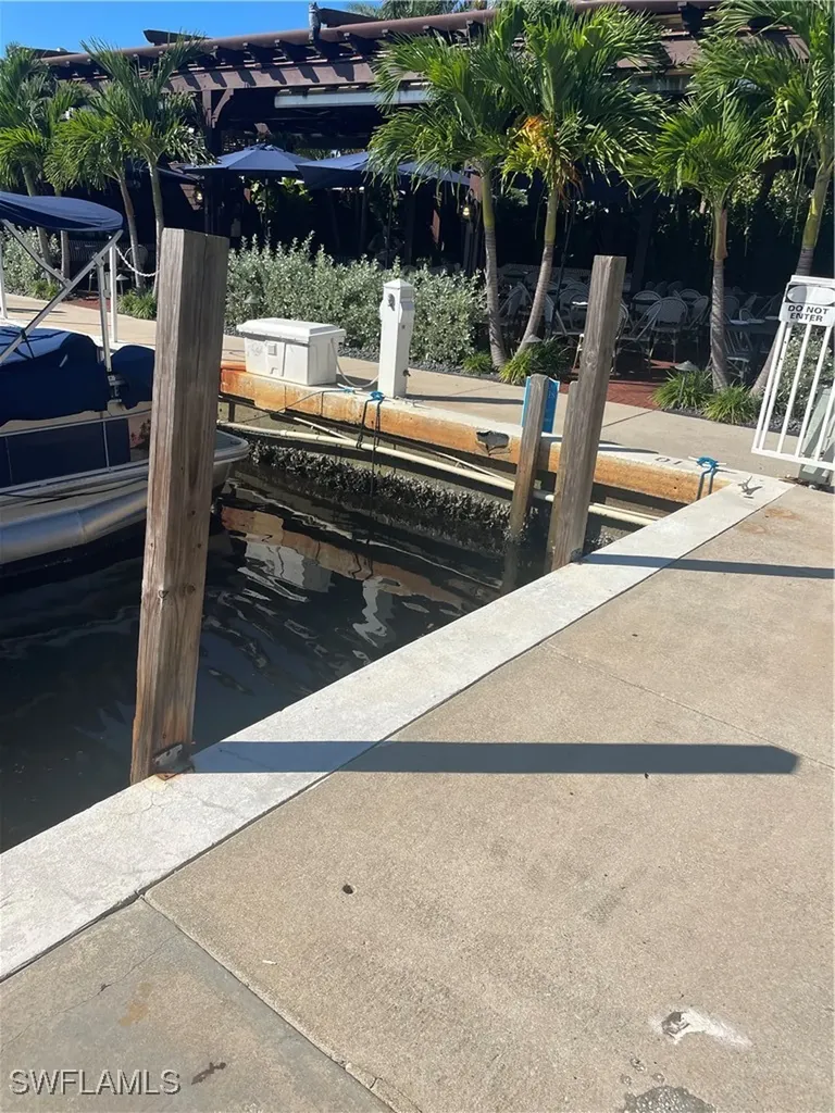 900 Broad Avenue S Naples FL 34102
