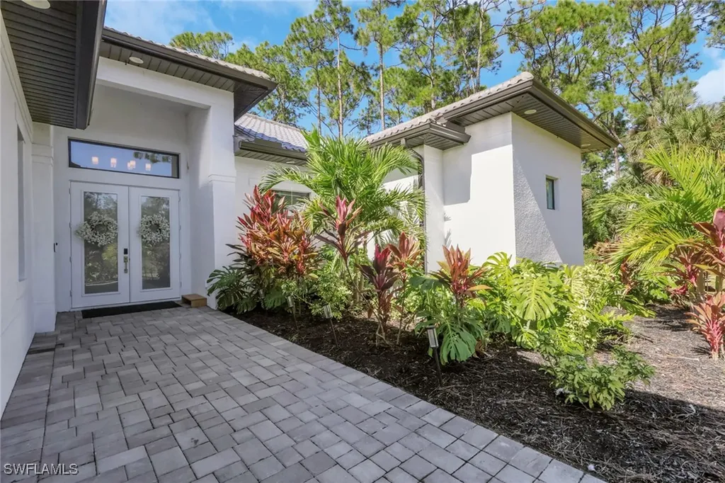 491 9th Street SW Naples FL 34117
