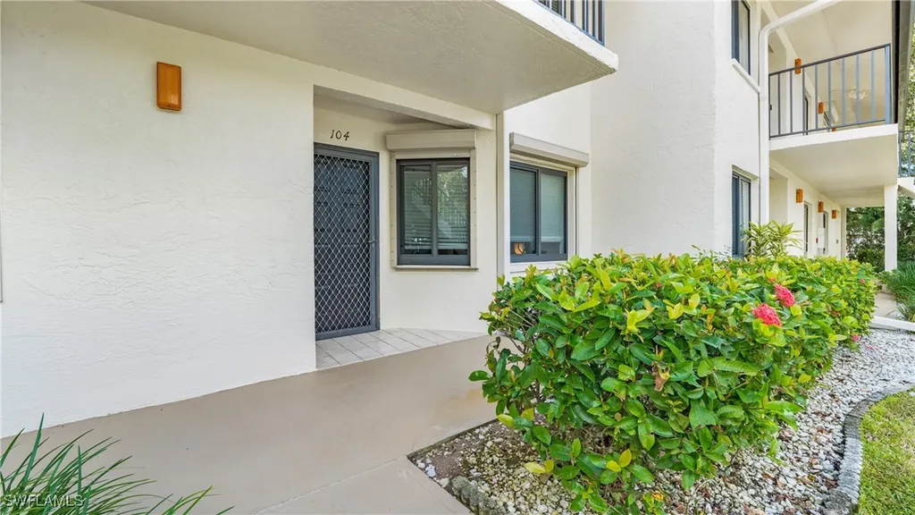 4957 Pepper Circle Naples FL 34113
