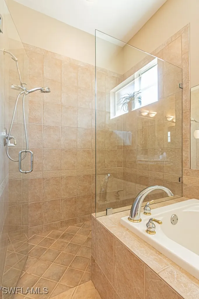 6968 Amen Corner Court Naples FL 34113