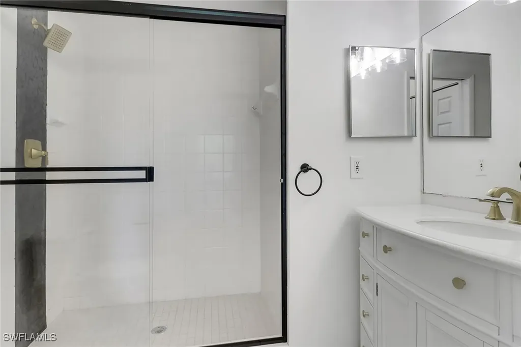 1190 Reserve Way Naples FL 34105