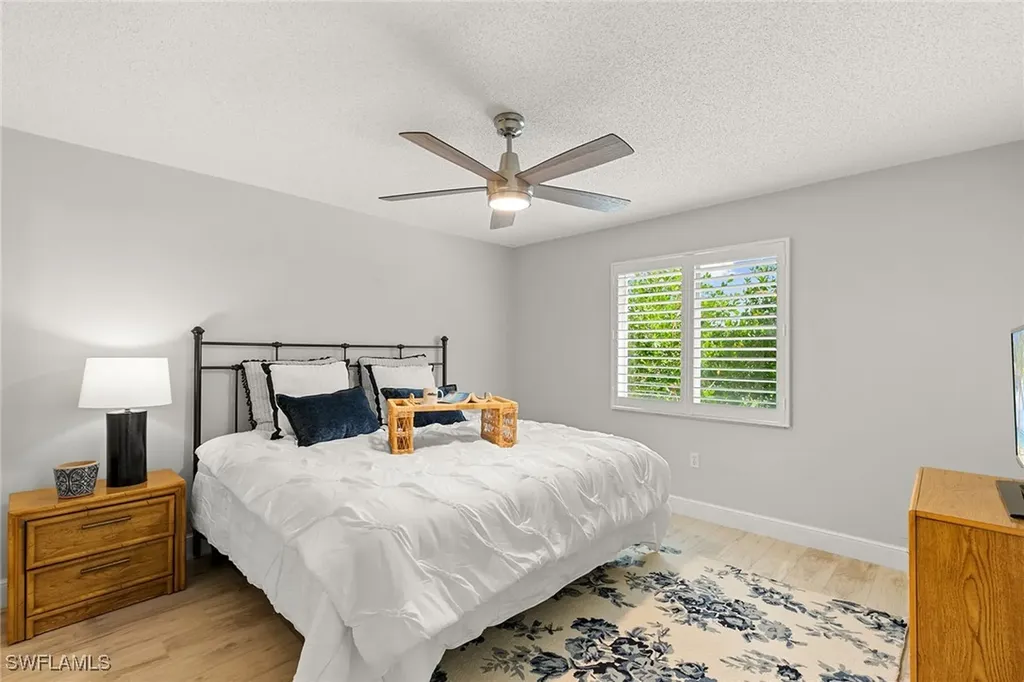 3071 Sandpiper Bay Circle Naples FL 34112