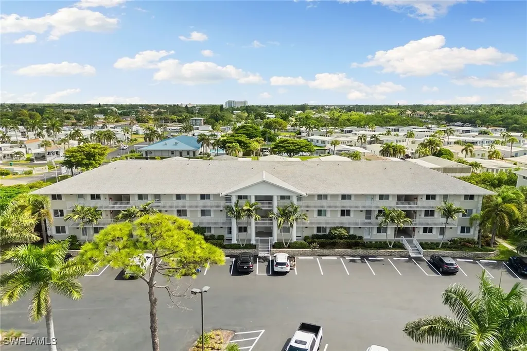 3071 Sandpiper Bay Circle Naples FL 34112