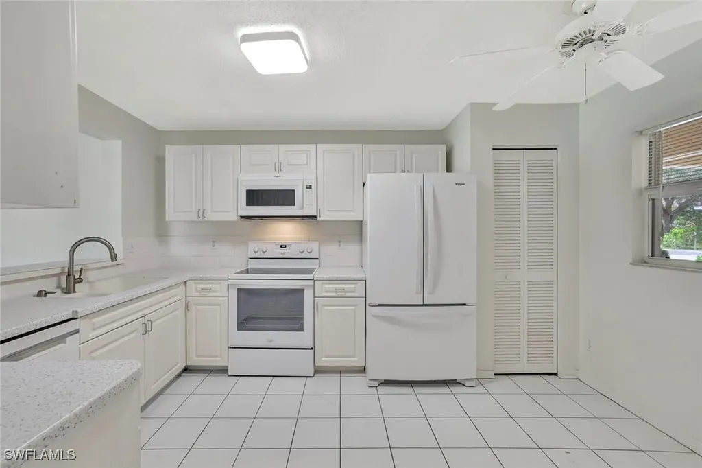 729 Landover Court Naples FL 34104