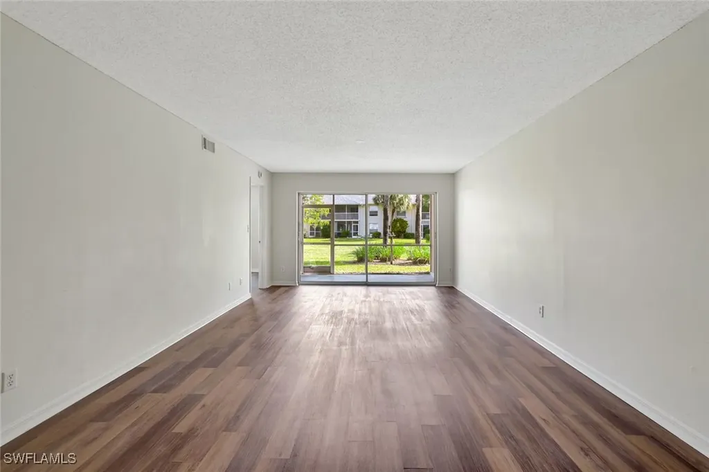 729 Landover Court Naples FL 34104
