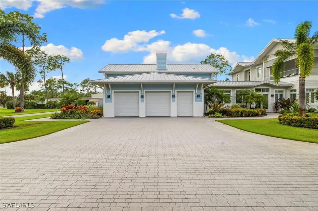 2961 Sanborn Avenue Naples FL 34120